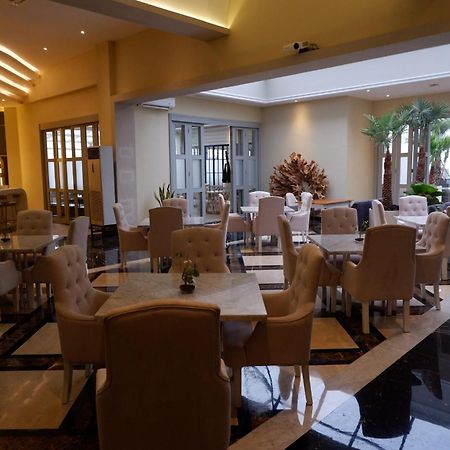 The Grantage Hotel & Sky Lounge Serpong Eksteriør billede